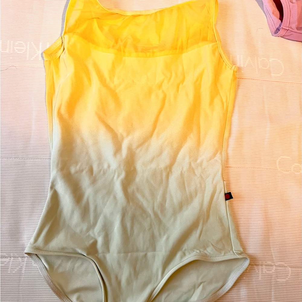 Yumiko black label size m